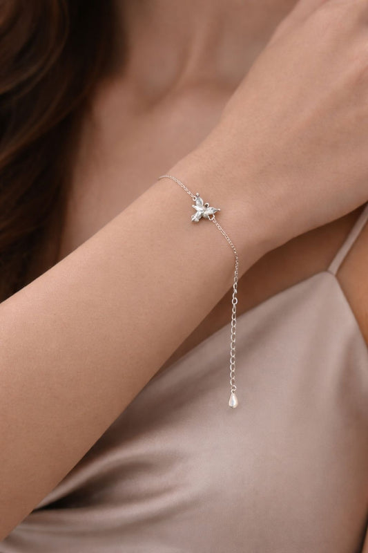 Luna Papillon Silberarmband mit filigranen Schmetterlingsmotiven – elegantes poetisches Design
