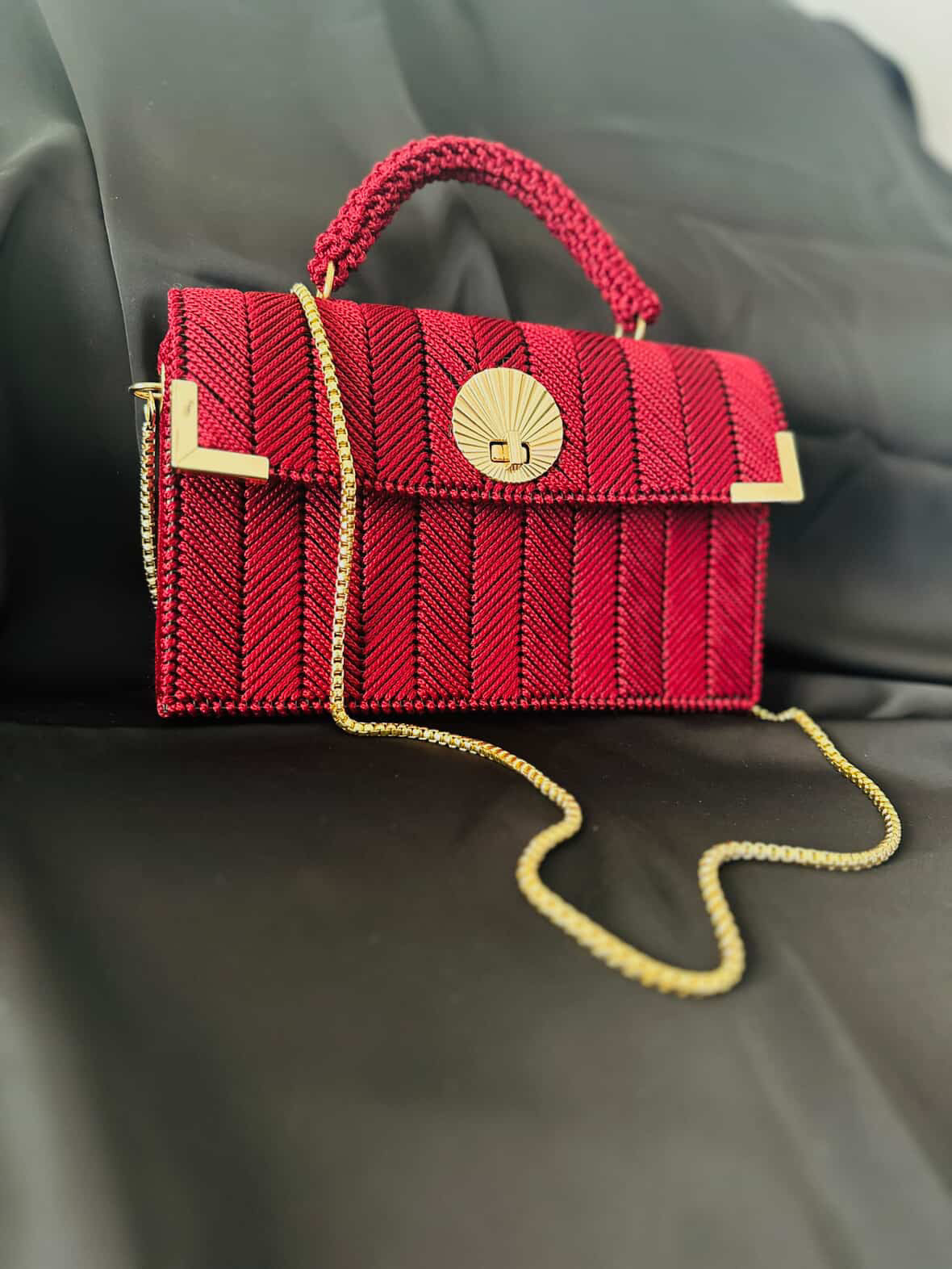 “Ruby Élégance Bag”