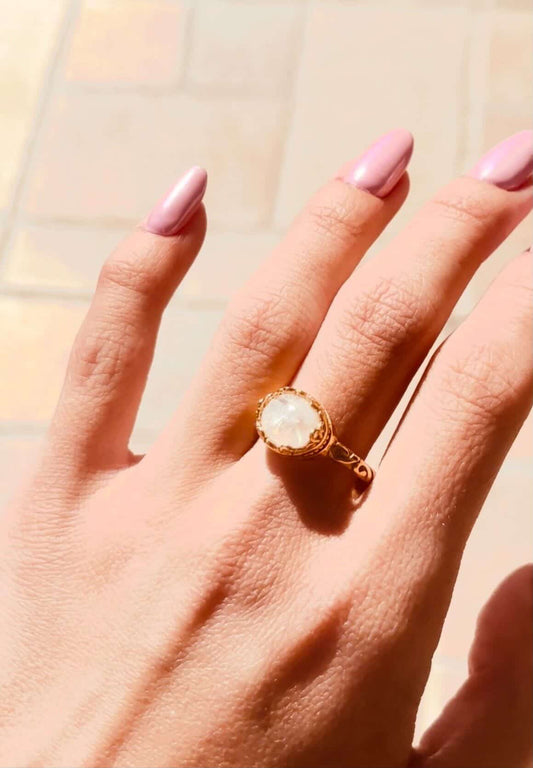 Mondstein-Ring mit Ornament-Fassung | Gold (Größe 58)