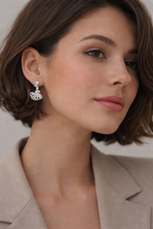 Seanling Silberohrringe mit Schwanendesign und Strass-Elementen – verspielte Eleganz