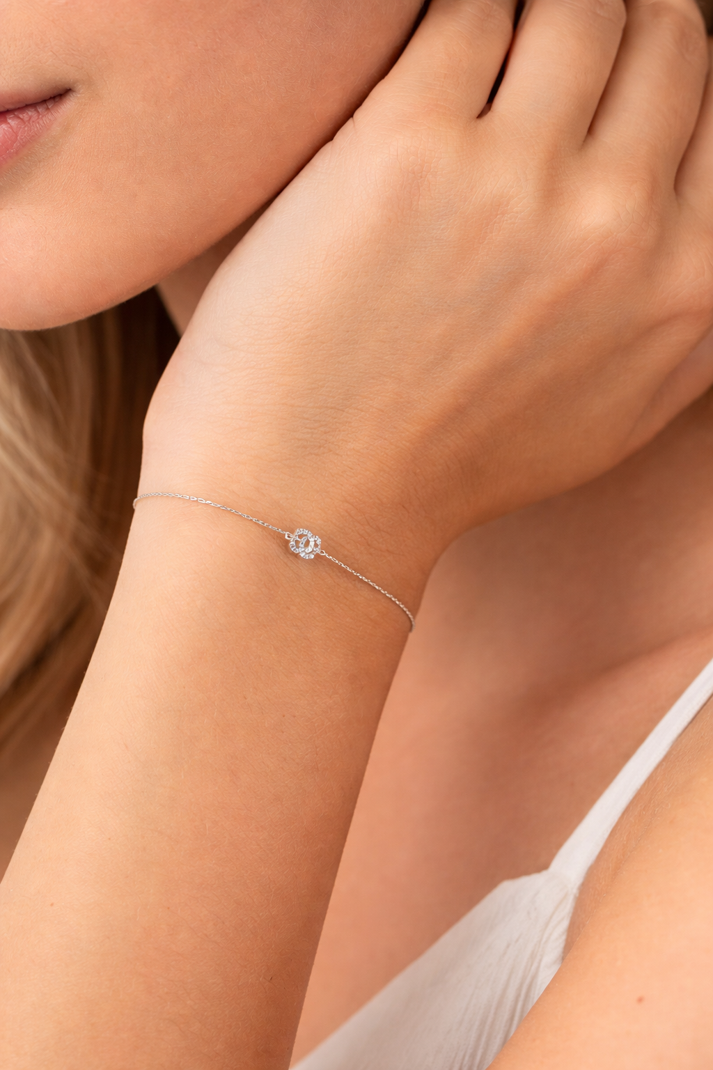 Belle Icon Silberarmband mit charakteristischem Icon-Motiv – elegantes zeitloses Design