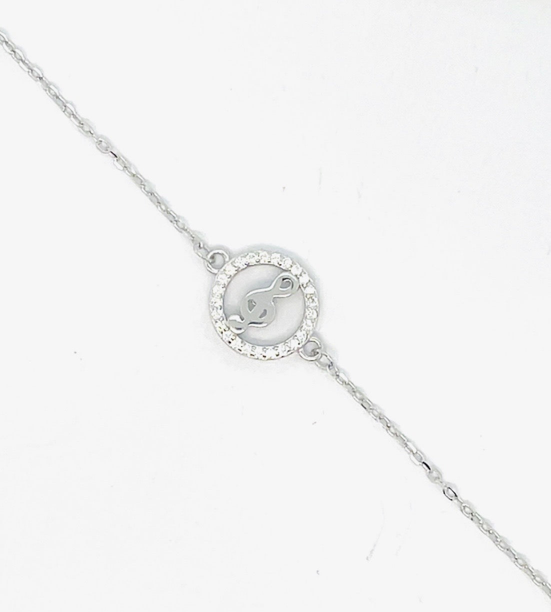 Harmony Shine Silberarmband – feine Verarbeitung und künstlerische Eleganz im Detail