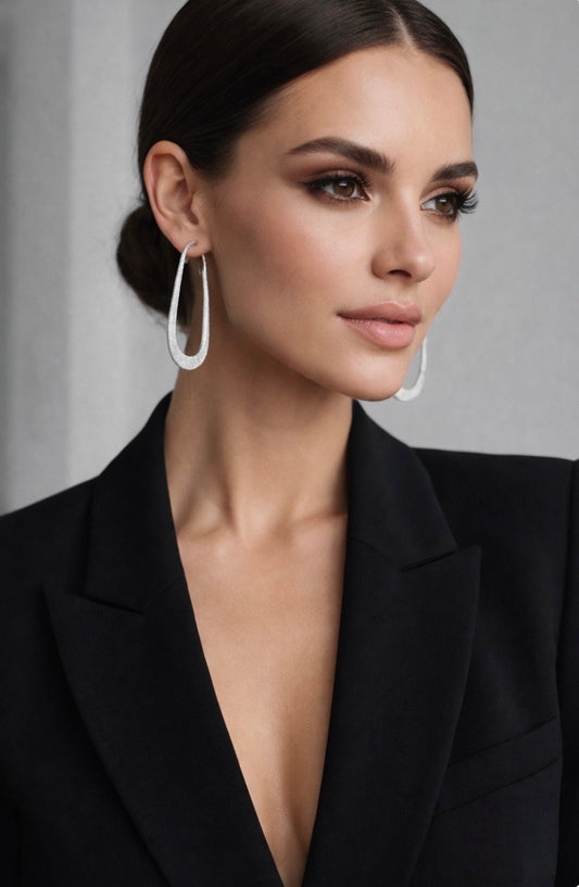 Axis große Silberohrringe – modernes Design mit klaren Linien und zeitgenössischer Formensprache