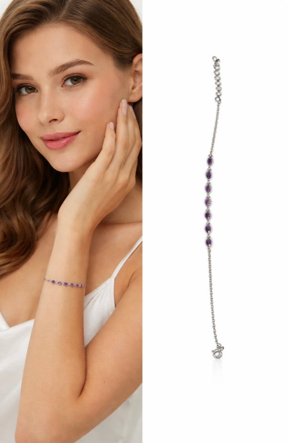 Amethysta Silberarmband mit eleganten Amethyst-Steinen in sanftem Violett – zartes feingliedriges Design