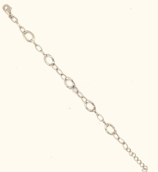 Reflect Silberarmband – verspielte Eleganz mit zeitloser Raffinesse und charakteristischem Lichtspiel